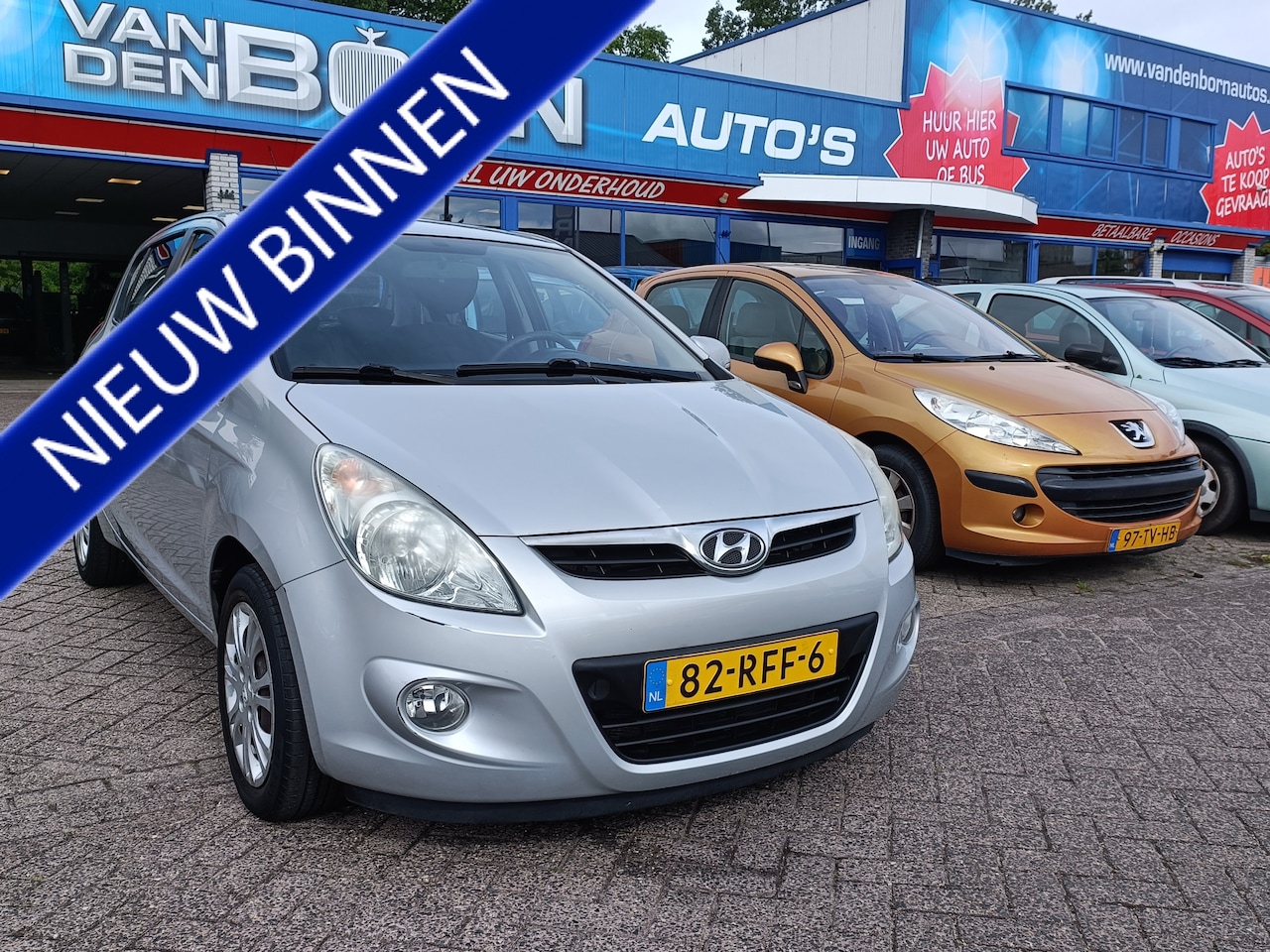 Hyundai i20 - 1.2i i-Motion Airco 5 Deurs Nw APK 3 Mnd Garantie - AutoWereld.nl
