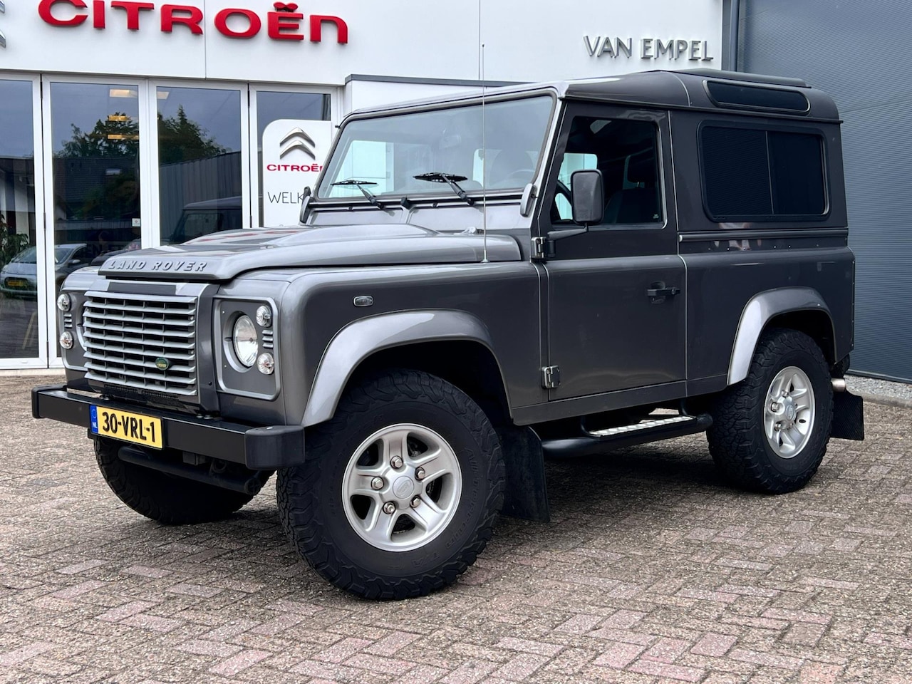 Land Rover Defender - 2.4 TD HT 90" XTech | Airco | Cruise Control | Stoelverwarming | Consignatie verkoop | - AutoWereld.nl