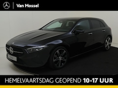 Mercedes-Benz A-klasse - 180 Star Edition Luxury Line / Stoelverwarming / Achteruitrijcamera / Night-Pakket /
