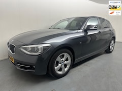 BMW 1-serie - 116i High Executive # Sport # Leder # Automaat # Navi # Camera # Lmv # Trekhaak
