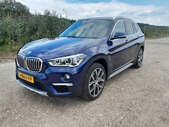 BMW X1 - 2.0i xDrive High Executive