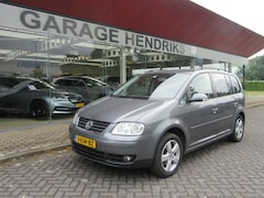 Volkswagen Touran - 2.0-16V FSI Highline 7 persoons , Automaat, Clima (occasion)