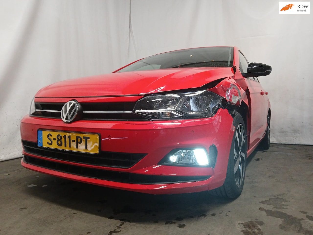 Volkswagen Polo - 1.0 MPI Trendline SCHADEAUTO!! - AutoWereld.nl