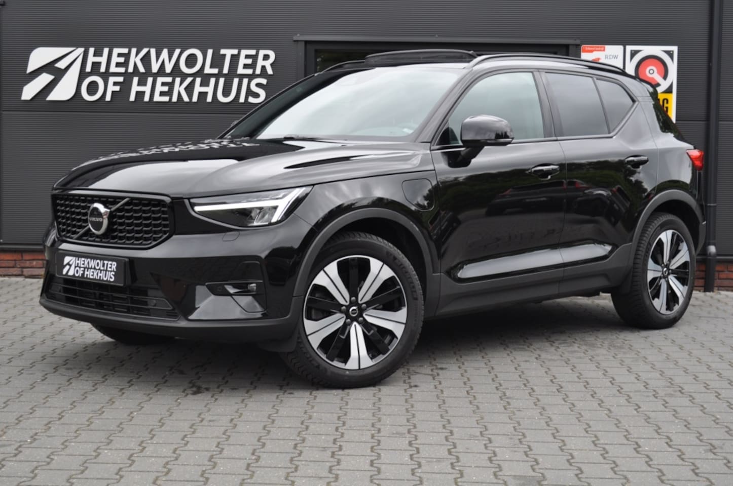 Volvo XC40 - T5 262PK Plug-In | Panodak | Camera | Keyless - AutoWereld.nl
