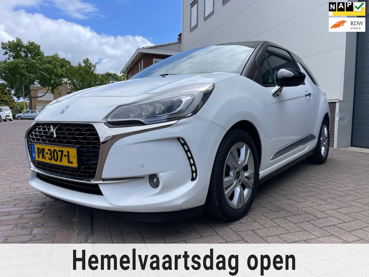 Citroën DS3 - 1.2 PureTech So Chic/Navi/Camera/Climate-c/Cruise-c/AUX/Dealer-onderhouden - AutoWereld.nl