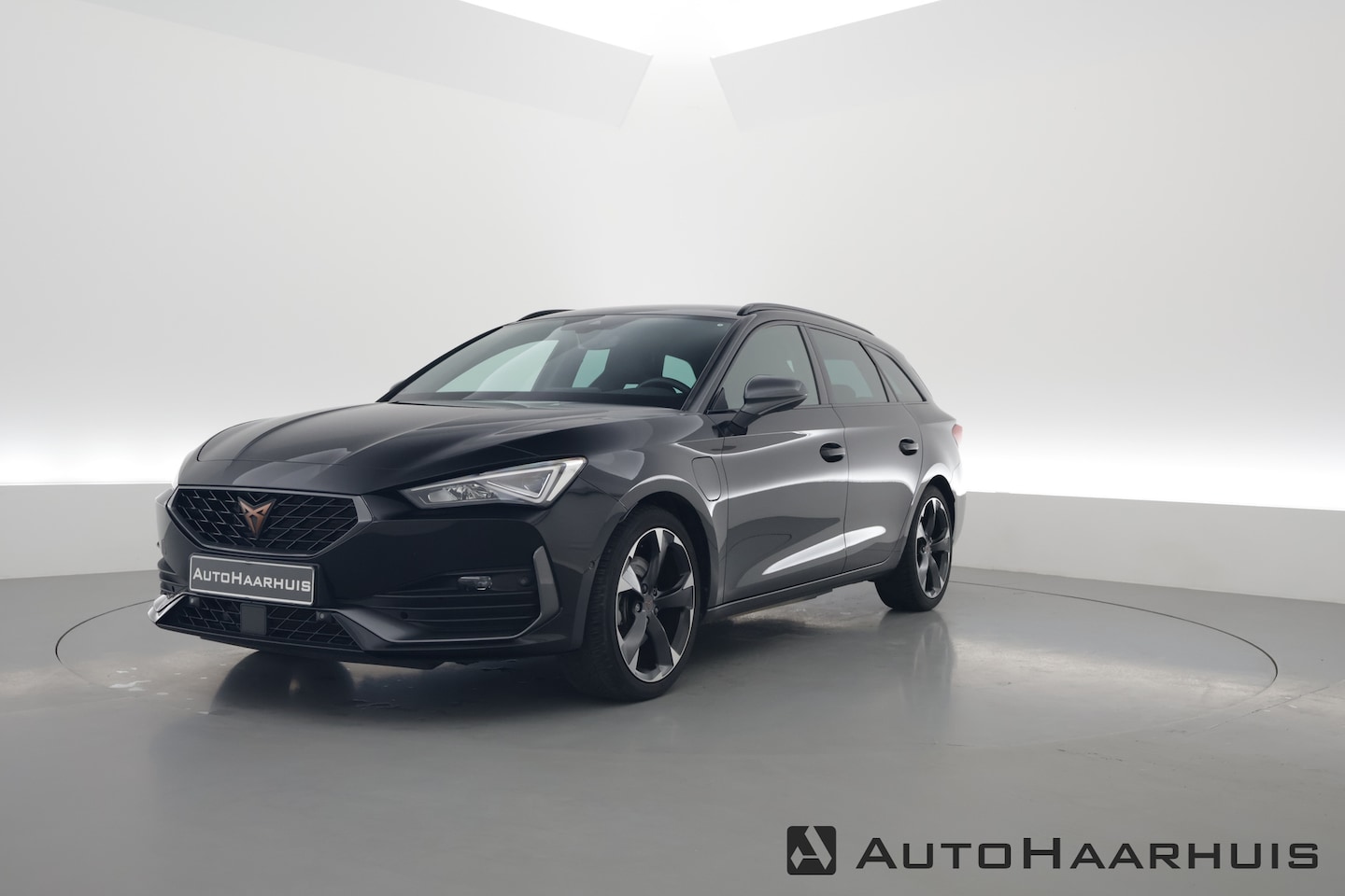 CUPRA Leon Sportstourer - 1.4 e-Hybrid | Adapt. Cruise | Camera | Apple CarPlay | Stoel- Stuurverw. | Keyless - AutoWereld.nl