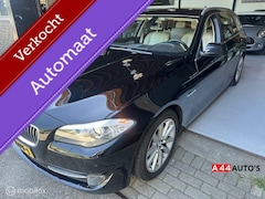 BMW 5-serie Touring - 528i High Executive*NL AUTO NAP*LEDER
