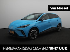 MG MG4 Electric - Long Range Luxury 64 kWh | Navi | Camera | Led Koplampen | Apple Carplay | Keyless Entry &