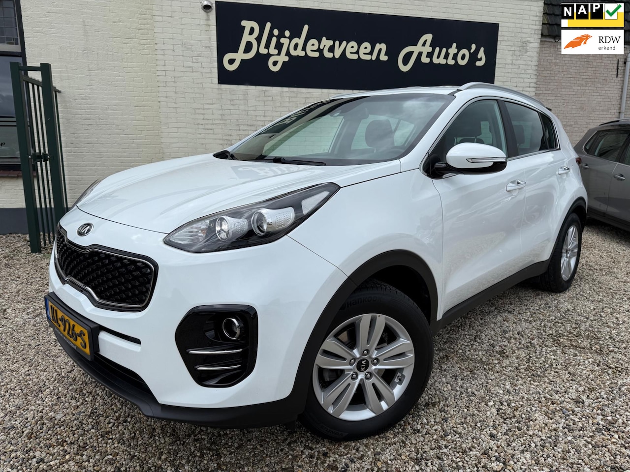 Kia Sportage - 1.6 GDI First Edition Org. NL | Camera | PDC | LED | Trekhaak | Navi - AutoWereld.nl