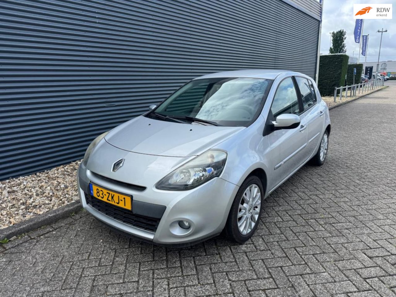 Renault Clio - 1.2 20th Anniversary 1.2 20th Anniversary - AutoWereld.nl