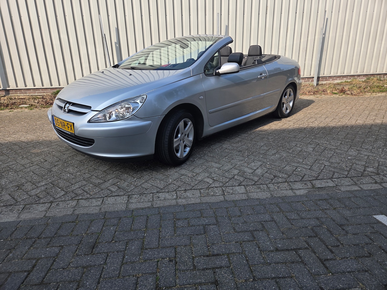 Peugeot 307 CC - 2.0-16V - AutoWereld.nl