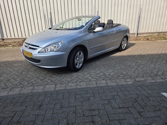 Peugeot 307 CC - 2.0-16V