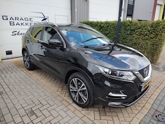 Nissan Qashqai - 1.3 DIG-T N-Connecta Panoramadak Navi 360-Camera Led Adapt-Cruise