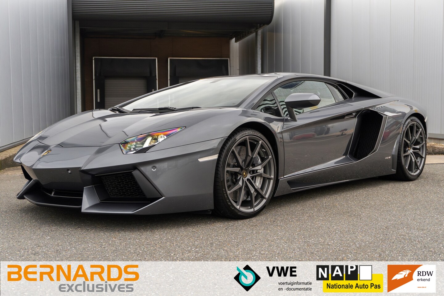 Lamborghini Aventador - LP700-4 V12 - Grigio Estoque - Only 1.142KM! - AutoWereld.nl