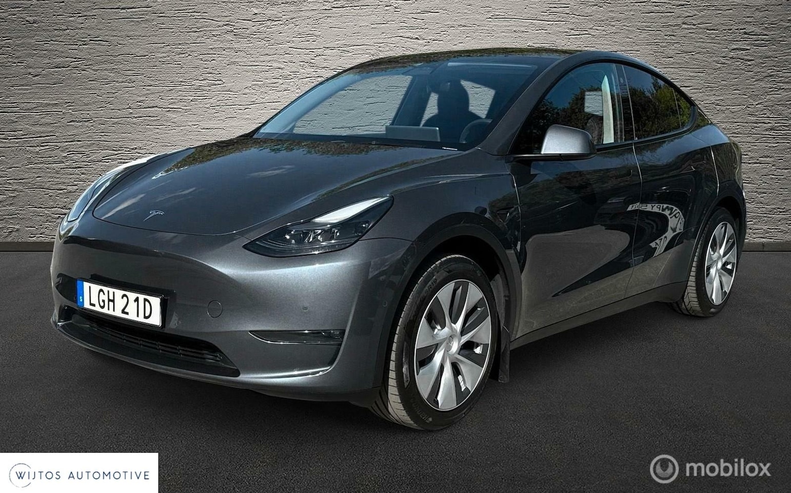 Tesla Model Y - Long Range AWD 75 kWh Long Range AWD 75 kWh - AutoWereld.nl