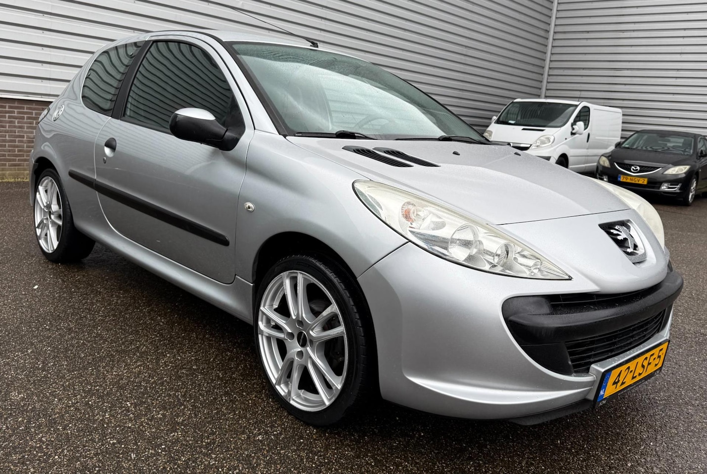 Peugeot 206 - 1.1 XR Sport editie - AutoWereld.nl