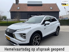 Mitsubishi Eclipse Cross - 2.4 PHEV Plug-in Hybride Intense+ Navigatie Camera Trekhaak