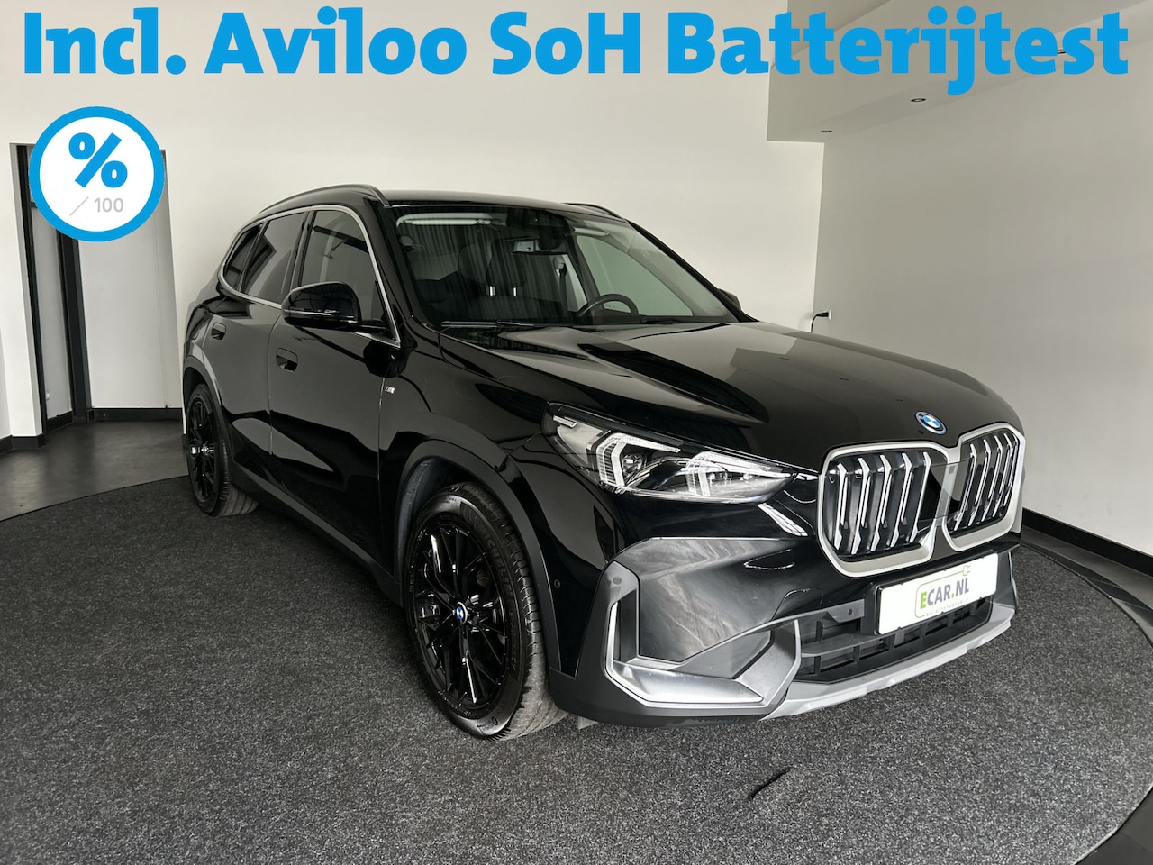 BMW iX1 - xDrive30 Launch Edition 67 kWh Privacy Glass | Premium pakket | Comfort Pakket | Achteruit - AutoWereld.nl