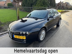 Alfa Romeo 159 - 1.9 JTS Strada LEER AIRCO CRUISE