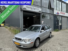 Volvo V40 - 2.0 Dynamic Navigator Automaat Airco APK NAP Logisch