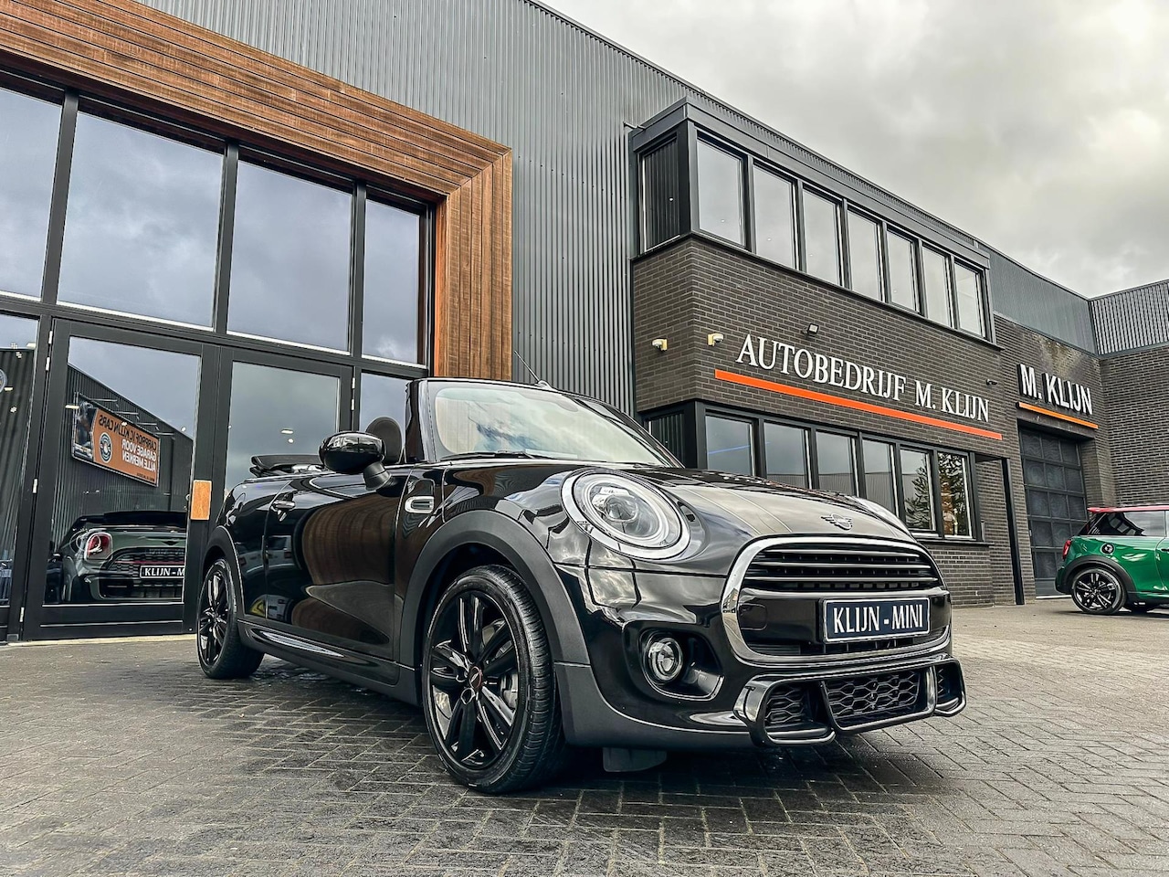 MINI Cabrio - Mini 1.5 Cooper John Cooper Works Aut 136pk/Jcw stoelen/Led/Uniek/Btw - AutoWereld.nl