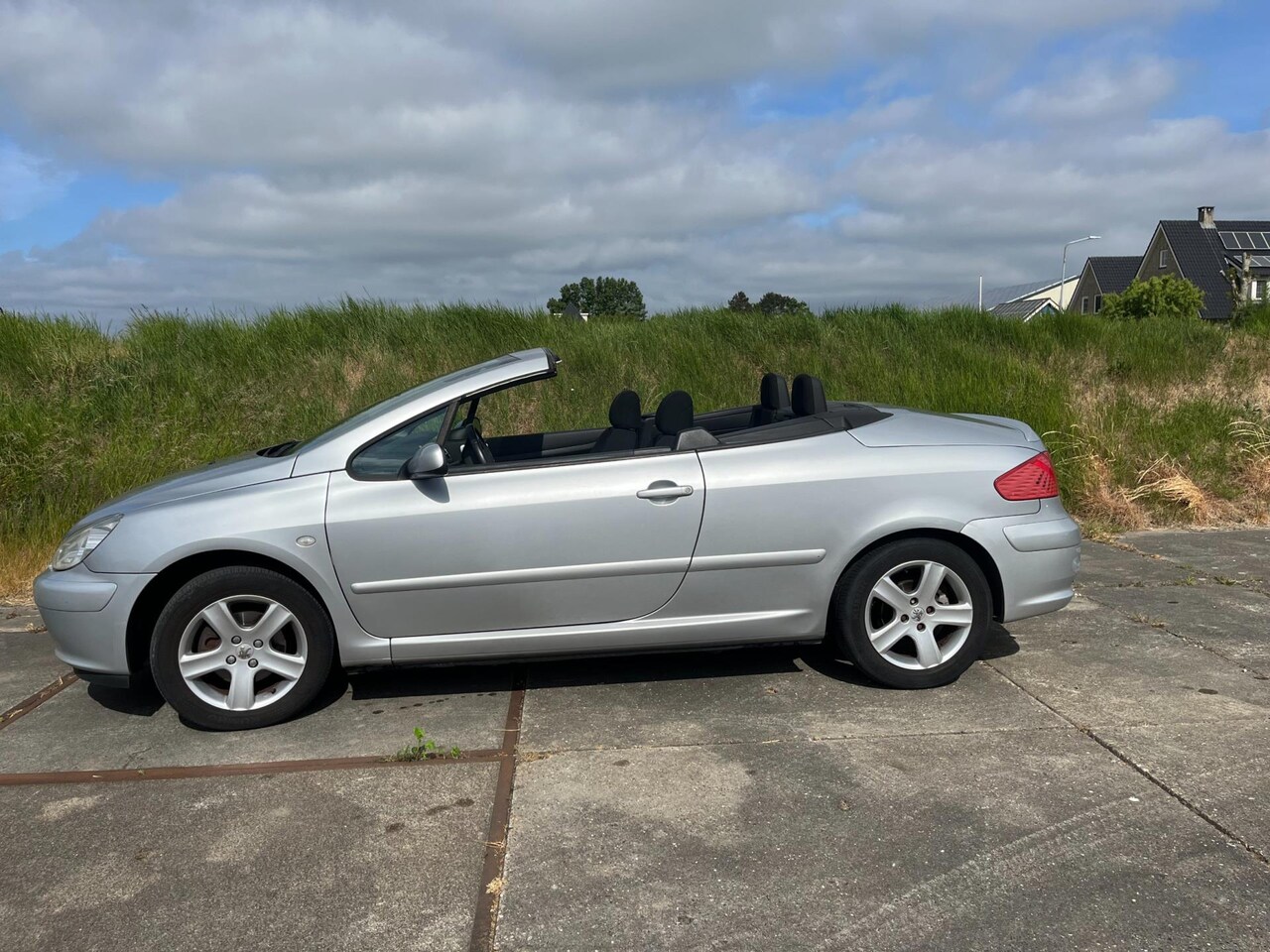 Peugeot 307 CC - 2.0-16V 2.0-16V - AutoWereld.nl