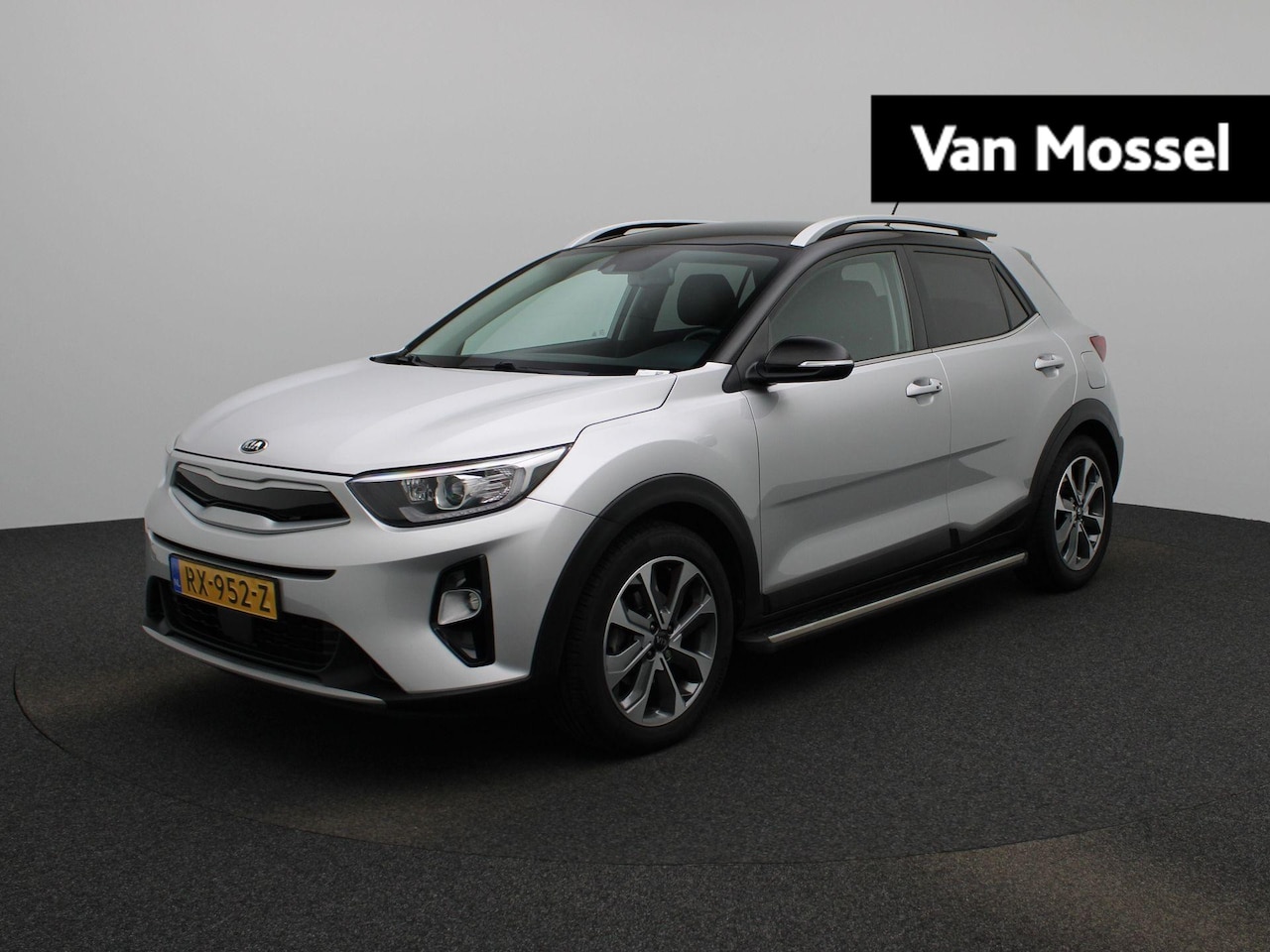 Kia Stonic - 1.0 T-GDi ExecutiveLine | Lederen Bekleding | Achteruitrijcamera | Parkeersensoren | Stoel - AutoWereld.nl