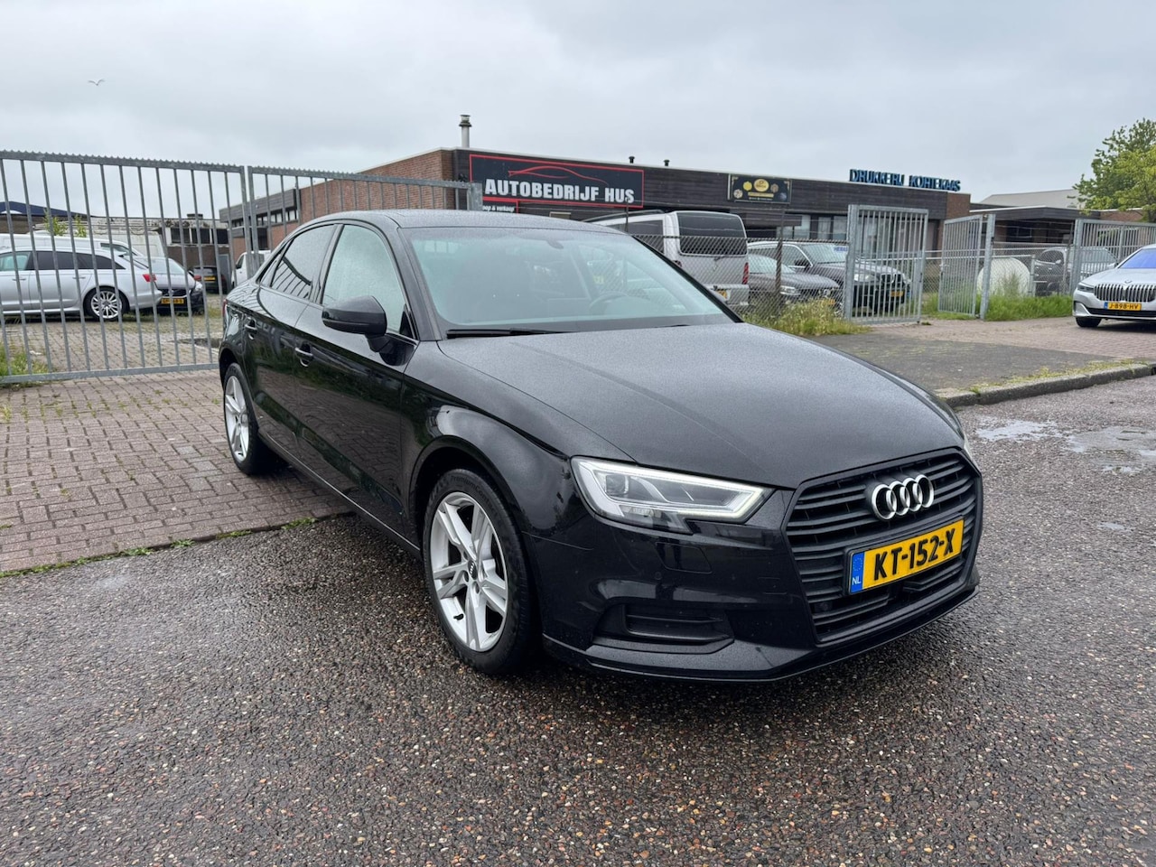 Audi A3 Limousine - 1.6 TDI S-TRONIC PANO/XENON/LED - AutoWereld.nl