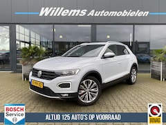 Volkswagen T-Roc - 1.5 TSI Sport Business Stoelverwarming, Camera & Virtual Cockpit Adaptieve cruise