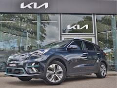 Kia e-Niro - ExecutiveLine 64 kWh 3-Fase Cruise Control Adaptief | Navigatie | Camera | Leder | Stoelve