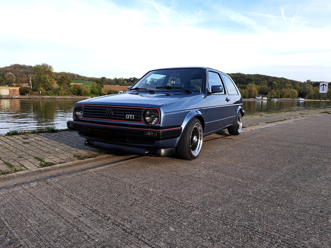 Volkswagen Golf - 1.8 GTI Inj. - AutoWereld.nl