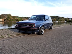 Volkswagen Golf - 1.8 GTI Inj.