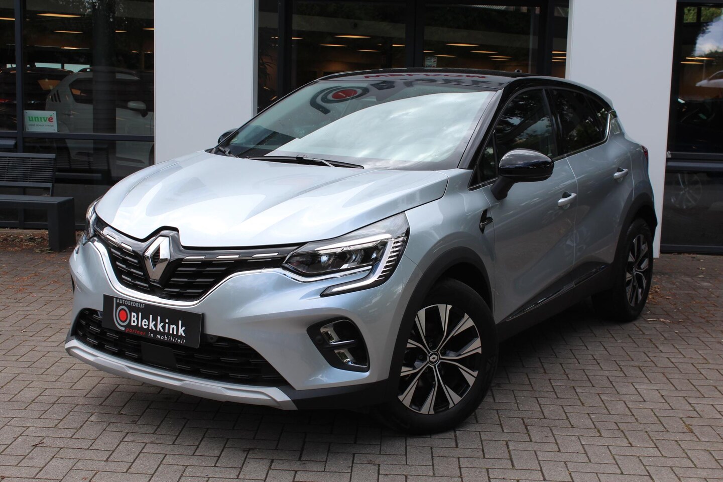 Renault Captur - 1.3 TCe 140 Intens - AutoWereld.nl