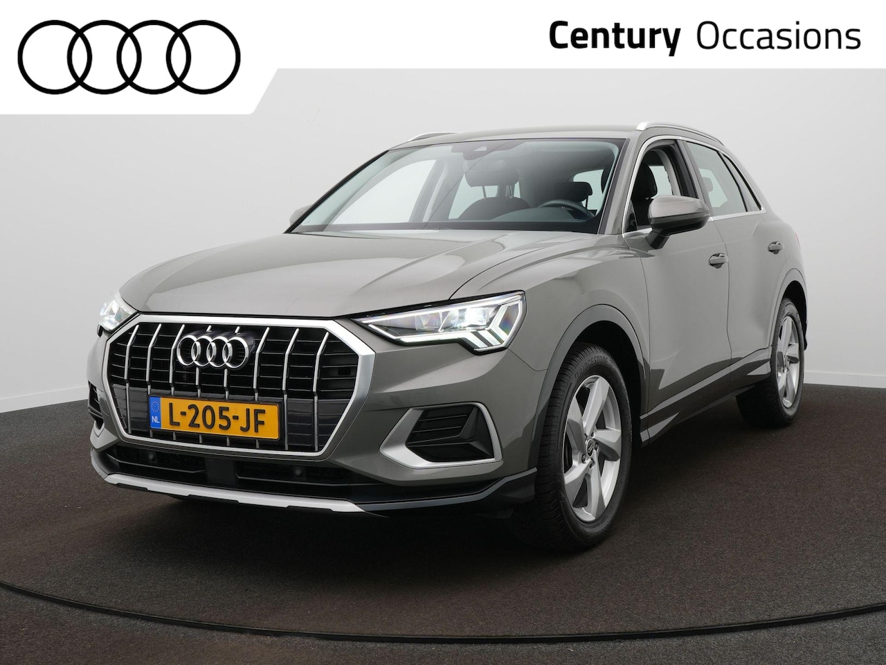 Audi Q3 - 35 TFSI Business Edition | Adap. Cruise | Carplay | Stoelverwarming | Climate - AutoWereld.nl