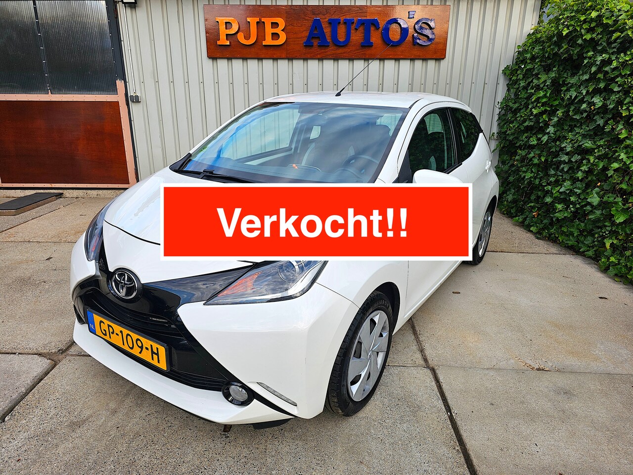 Toyota Aygo - 1.0 VVT-i x-play Airco! Camera!