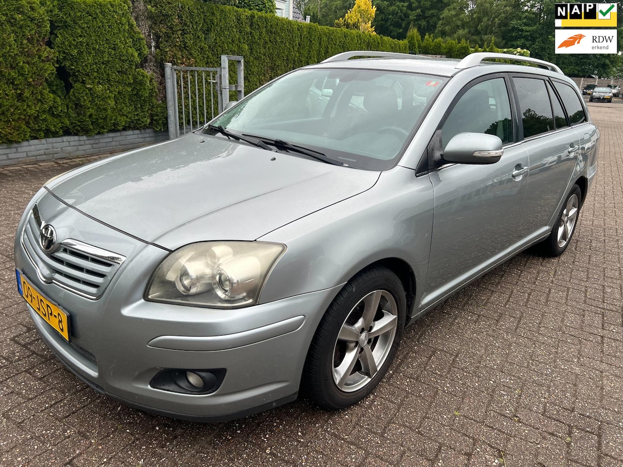 Toyota Avensis Wagon - 2.0 D-4D Luna Business ECC LEDER NAVI LMV NAP - AutoWereld.nl