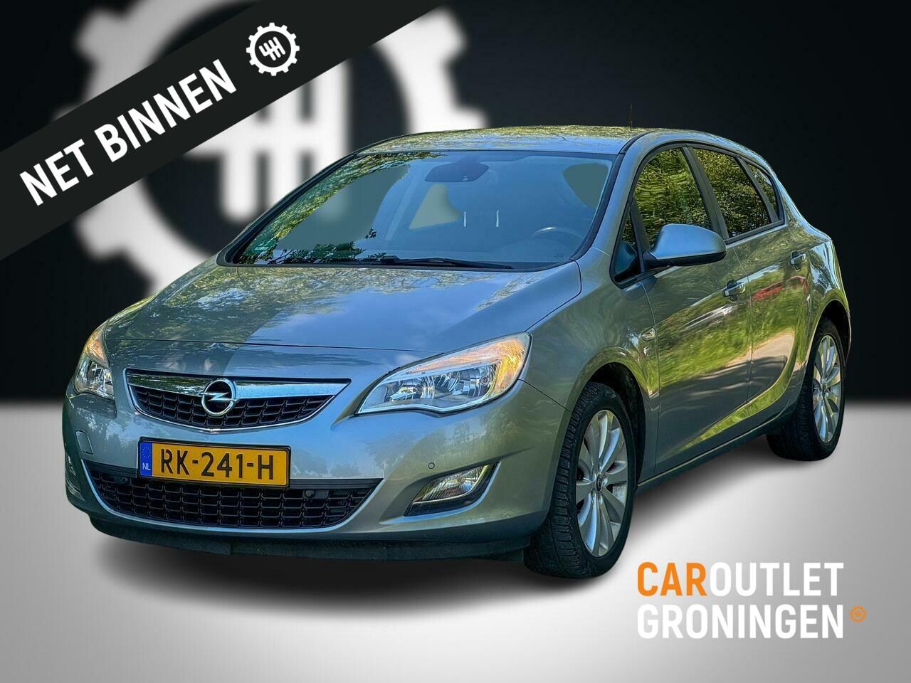 Opel Astra - 1.6 Sport | AUTOMAAT | CLIMA | PDC | CRUISE - AutoWereld.nl