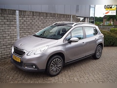 Peugeot 2008 - 1.2 PureTech Active Autom Panodak Sportst Navi Airco Cruise PDC Trekhaak ENZ NL Auto
