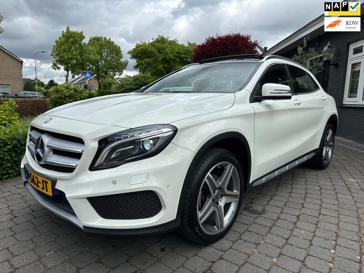 Mercedes-Benz GLA-Klasse - 200 Prestige 200 Prestige, AMG, Pano, Xenon - AutoWereld.nl