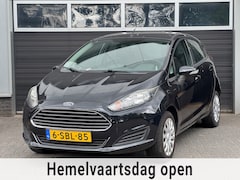 Ford Fiesta - 1.0 Style LEES ADVERTENTIE, Navi, Nap
