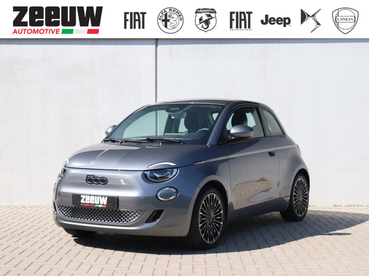 Fiat 500e - Icon 42 kWh | Navi | Winter | Carplay | PDC | 17" - AutoWereld.nl