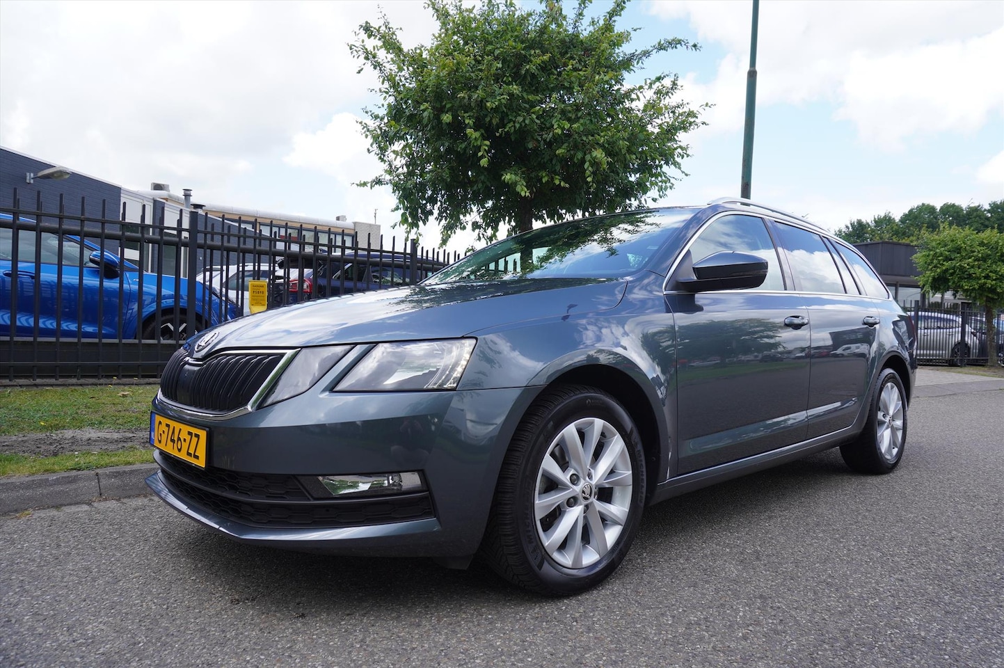 Skoda Octavia Combi - 1.0 TSI Greentech 115pk DSG-7 Clever Edition Automaat Trekhaak Apple Carplay - AutoWereld.nl