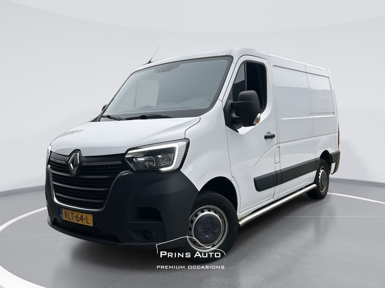 Renault Master - T35 2.3 dCi 135 L1H1 Comfort |TREKHAAK|CRUISE|BETIMMERING|BANK - AutoWereld.nl