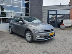 Volkswagen Polo - 1.0 TSI 70KW Comfortline, executive pakket, app connect, adaptive cruise, pdc voor + achte