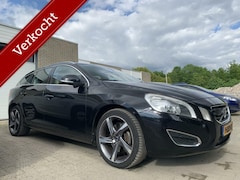 Volvo V60 - 2.4 D5 Summum Leer Navi Dak Trekhaak Cruise control Elektrische pakket