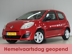 Renault Twingo - 1.2 Authentique/ D-Riem verv: 138.000 KM/ 15'' LMV/ Airco/ C.V. Afstand/ Elek. Ramen/ Isof