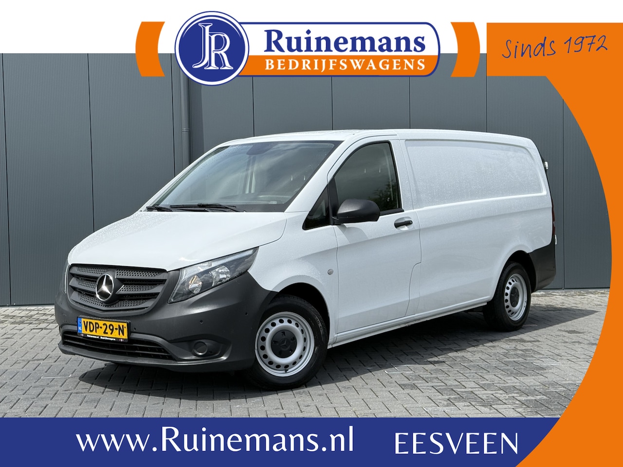 Mercedes-Benz Vito - 114 CDI 136 PK / L2H1 / AIRCO / CRUISE / CAMERA / NAVI / TREKHAAK - AutoWereld.nl