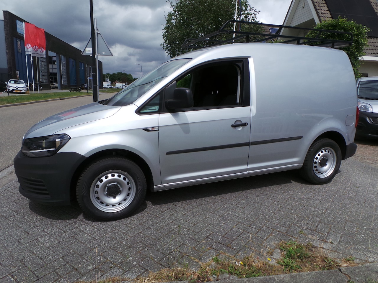 Volkswagen Caddy - 2.0 TDI L1H1 Imperiaal,trekhaak Airco,Cruise,Enz - AutoWereld.nl