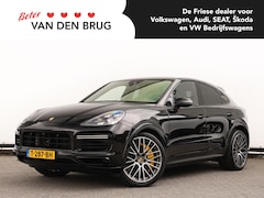 Porsche Cayenne Coupé - 4.0 Turbo S E-Hybrid 680pk V8 | €233.291 Np | Keramisch | Sportchrono | Vierwielsturing |
