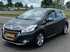 Peugeot 208 - 1.6 BlueHDi Blue Lease Executive - NAVI